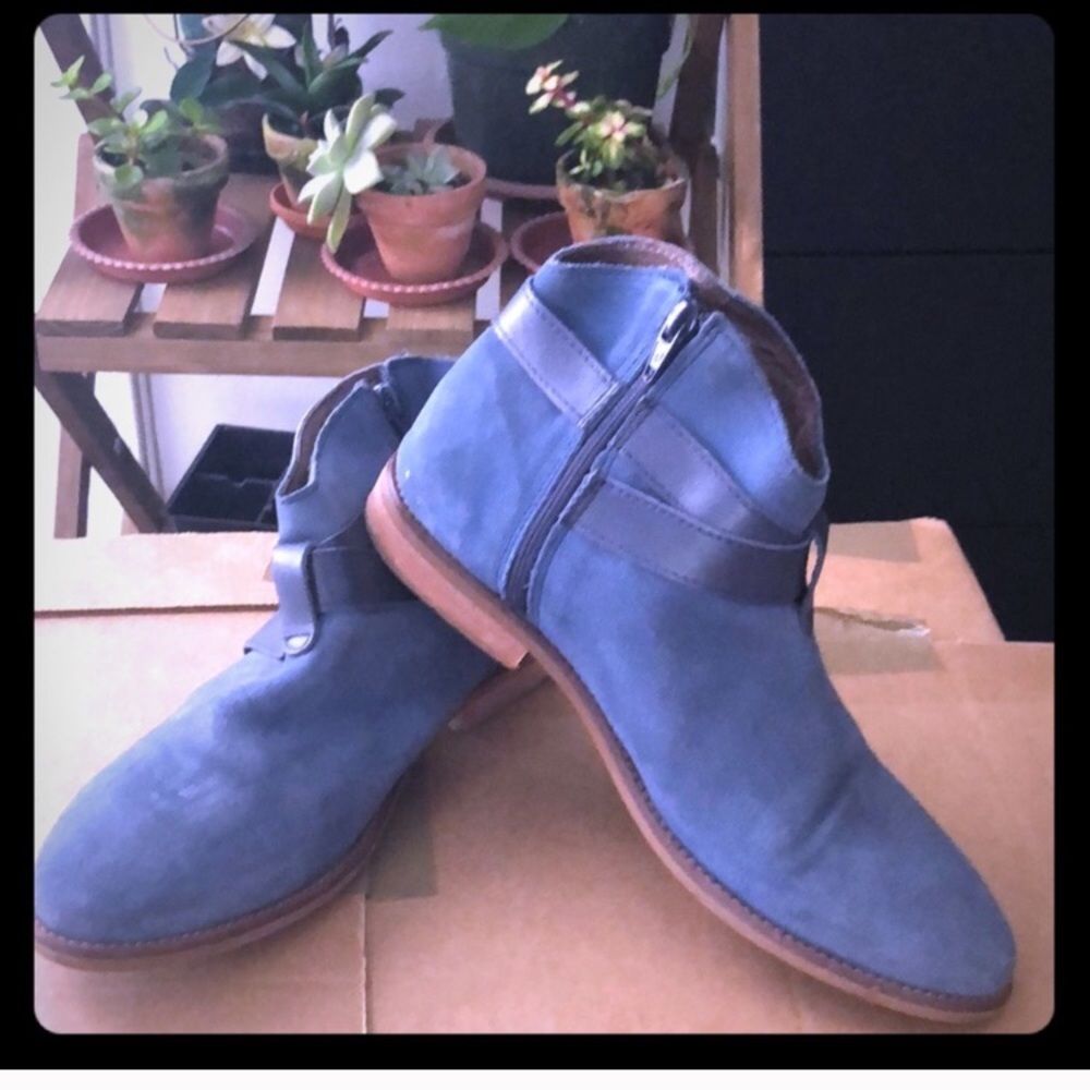 Miz Mooz Miro ankle strap &buckle boot